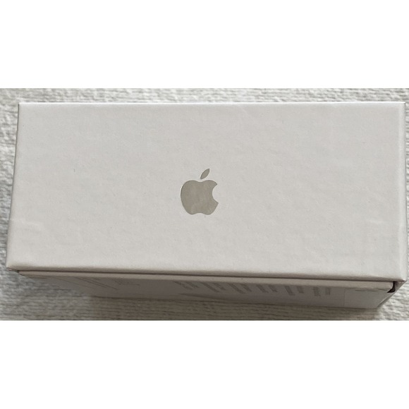 Apple AirPods Pro 2nd Generation USB-C MagSafe Charging Case ANC New Sealed - Picture 4 of 7